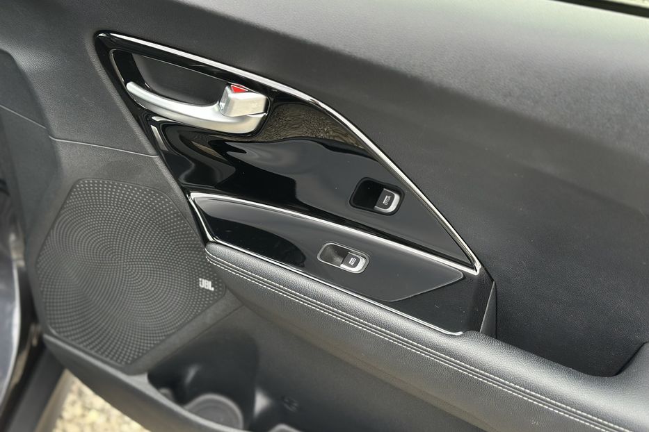 Продам Kia Niro 2020 года в Луцке