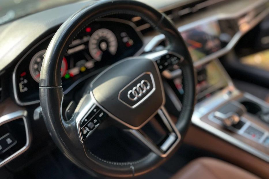 Продам Audi A7 PREMIUM PLUS / 340кс / AWD 2018 года в Киеве
