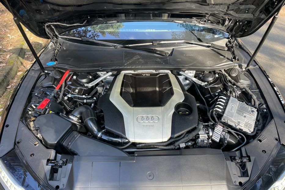 Продам Audi A7 PREMIUM PLUS / 340кс / AWD 2018 года в Киеве