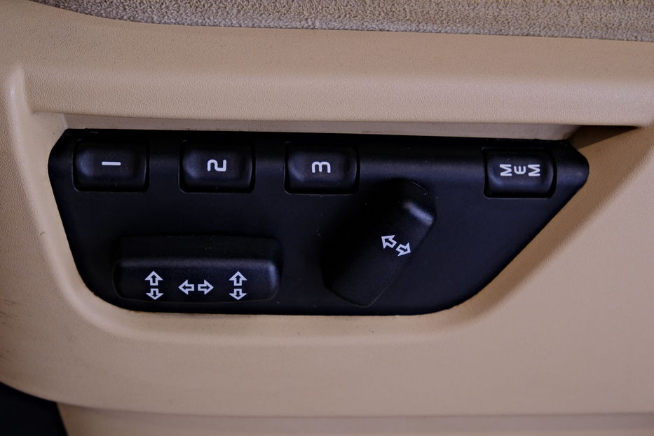 Продам Land Rover Discovery TDV6 HSE 2008 года в Одессе