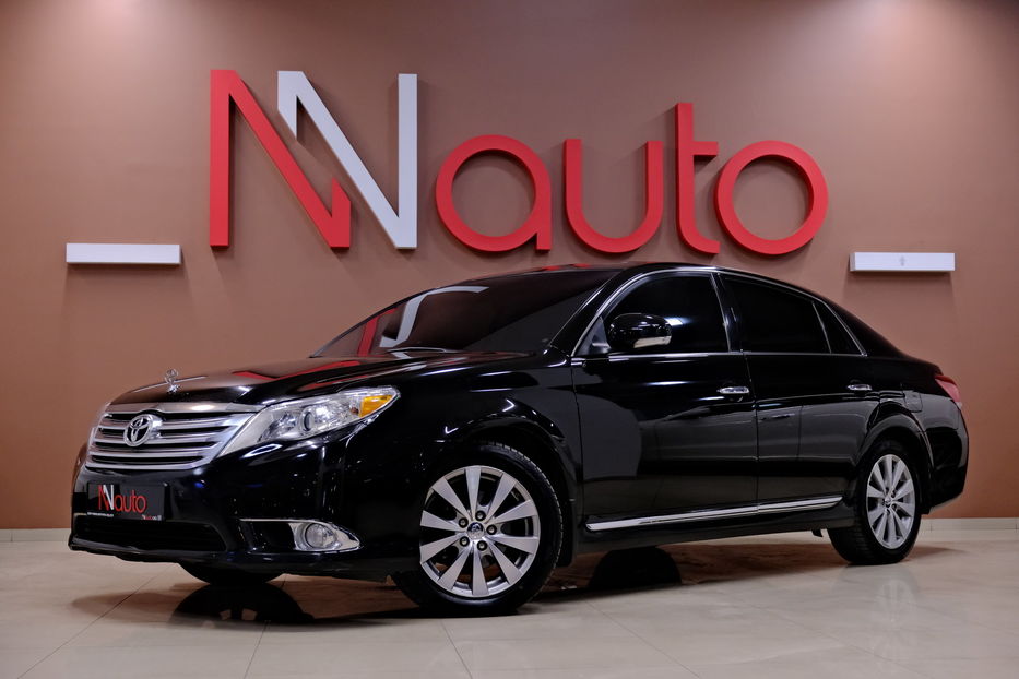 Продам Toyota Avalon 2010 года в Одессе