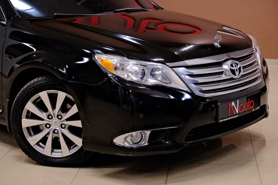 Продам Toyota Avalon 2010 года в Одессе