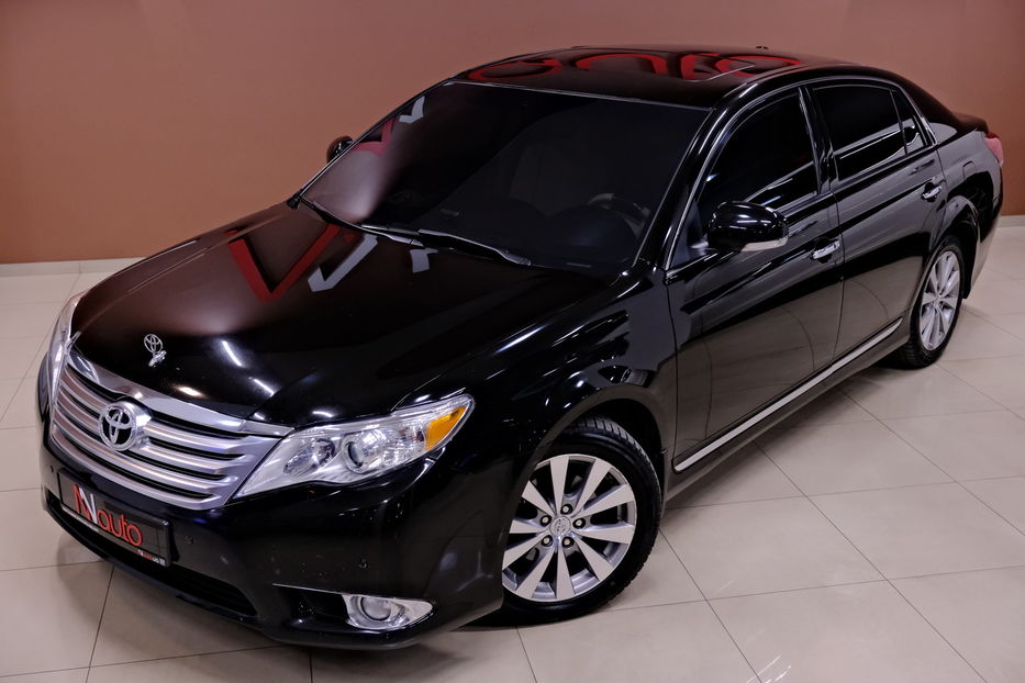 Продам Toyota Avalon 2010 года в Одессе