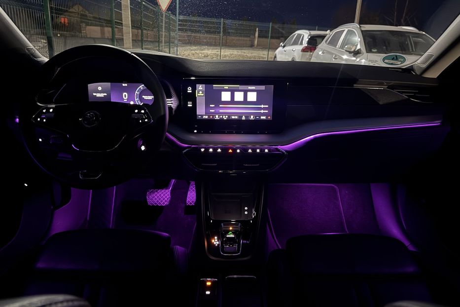 Продам Skoda Octavia А8 2.0TDI 150к.с ВЕБАСТО МАСАЖ 2021 года в Львове