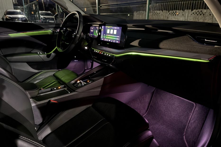 Продам Skoda Octavia А8 2.0TDI 150к.с ВЕБАСТО МАСАЖ 2021 года в Львове