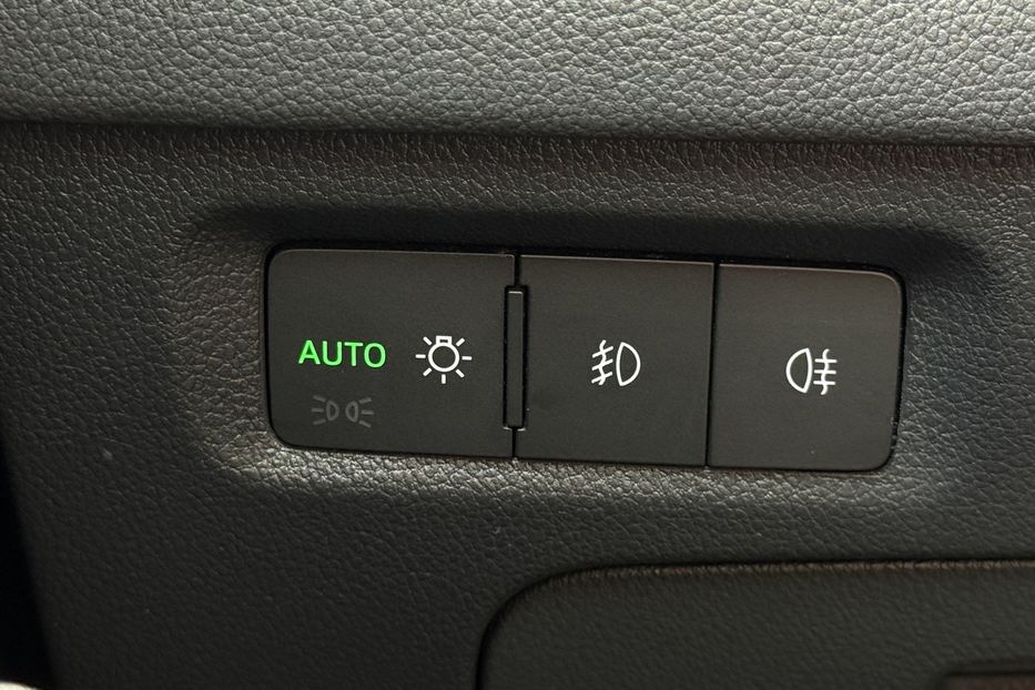 Продам Skoda Octavia А8 2.0TDI 150к.с ВЕБАСТО МАСАЖ 2021 года в Львове