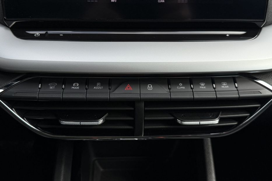 Продам Skoda Octavia А8 2.0TDI 150к.с ВЕБАСТО МАСАЖ 2021 года в Львове