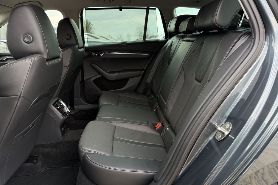 Продам Skoda Octavia А8 2.0TDI 150к.с ВЕБАСТО МАСАЖ 2021 года в Львове