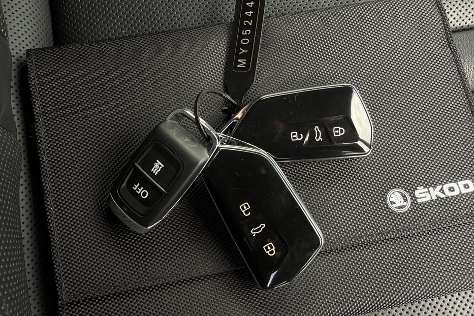 Продам Skoda Octavia А8 2.0TDI 150к.с ВЕБАСТО МАСАЖ 2021 года в Львове