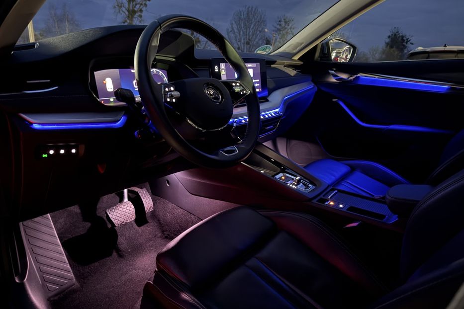 Продам Skoda Octavia А8 2.0TDI 150к.с ВЕБАСТО МАСАЖ 2021 года в Львове