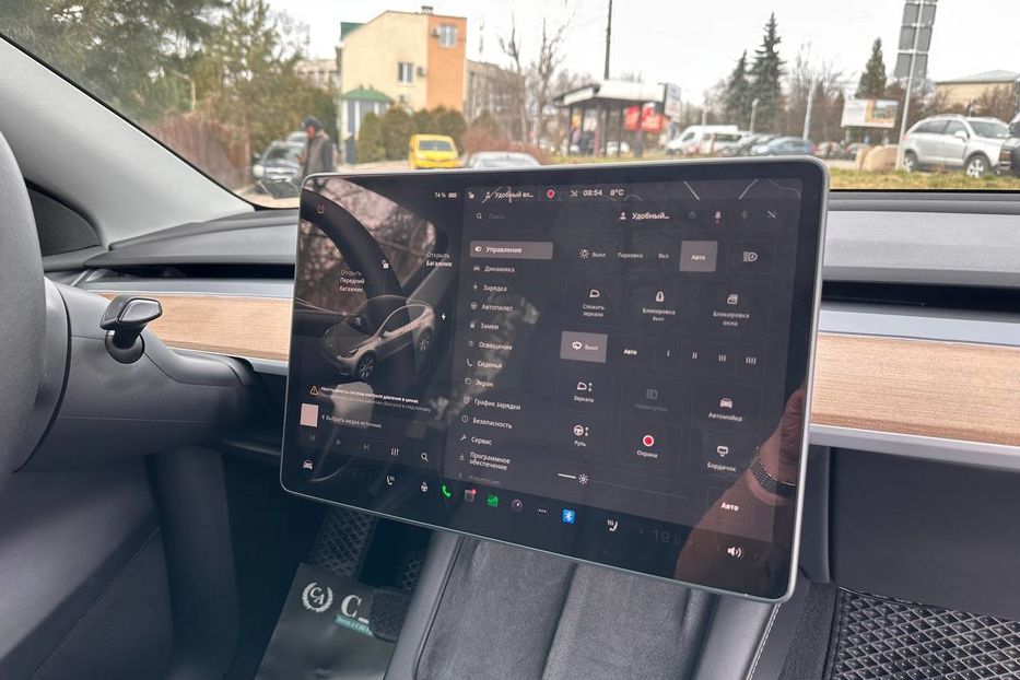 Продам Tesla Model Y 82.5кВт 2023 года в Черновцах