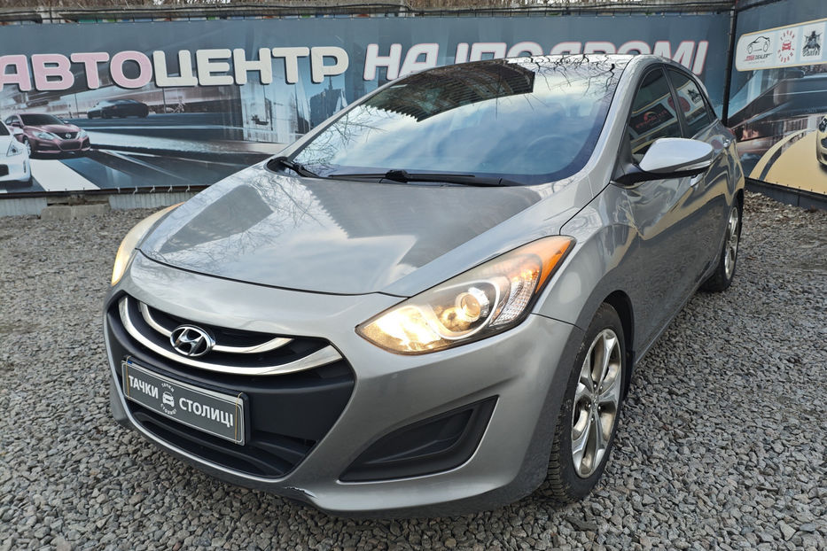 Продам Hyundai Elantra 2014 года в Киеве