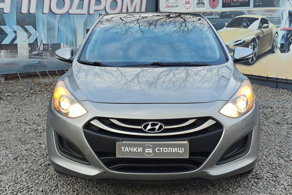 Продам Hyundai Elantra 2014 года в Киеве