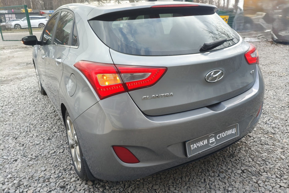 Продам Hyundai Elantra 2014 года в Киеве