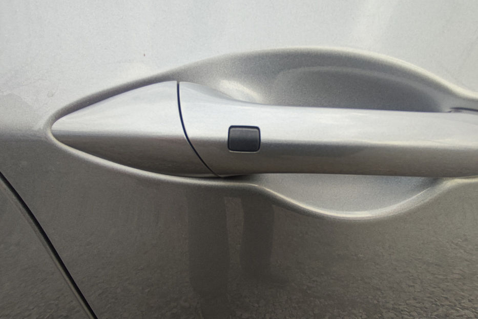 Продам Hyundai Elantra 2014 года в Киеве