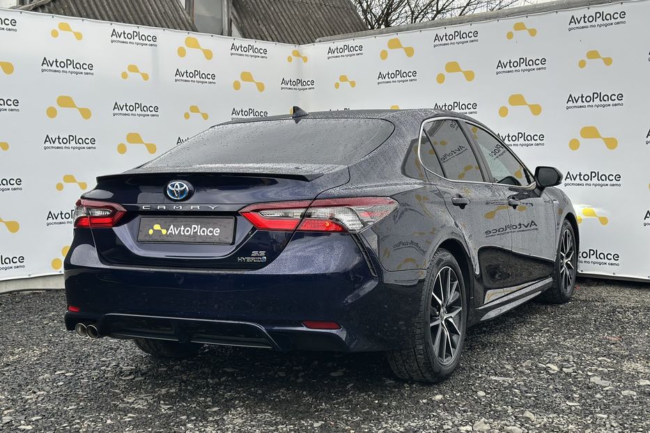 Продам Toyota Camry 2021 года в Луцке