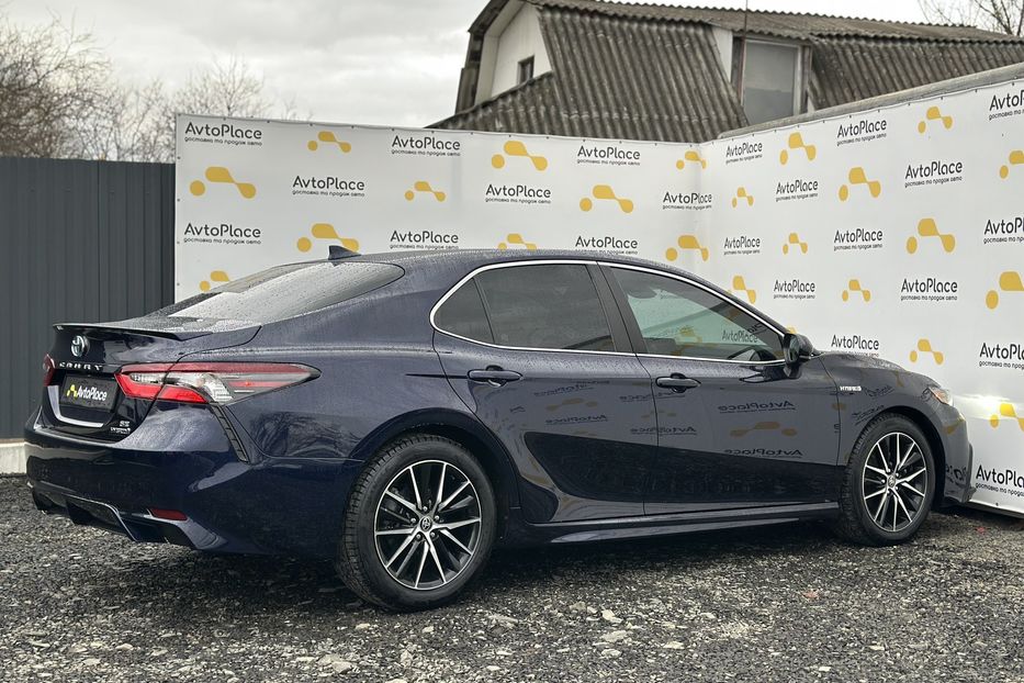 Продам Toyota Camry 2021 года в Луцке