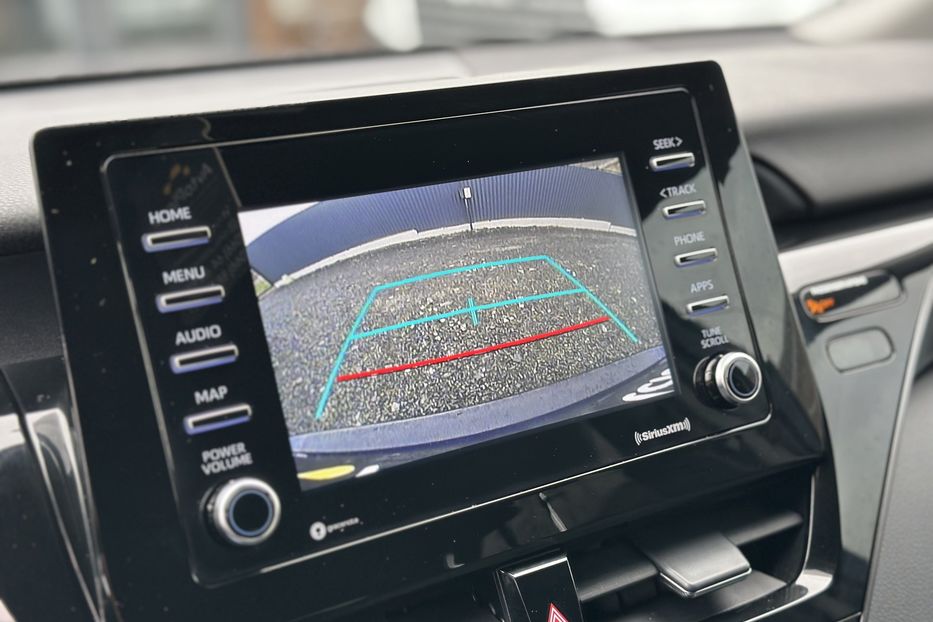 Продам Toyota Camry 2021 года в Луцке