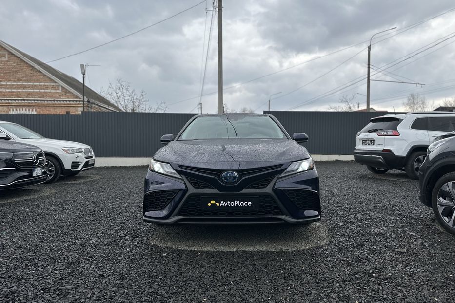 Продам Toyota Camry 2021 года в Луцке