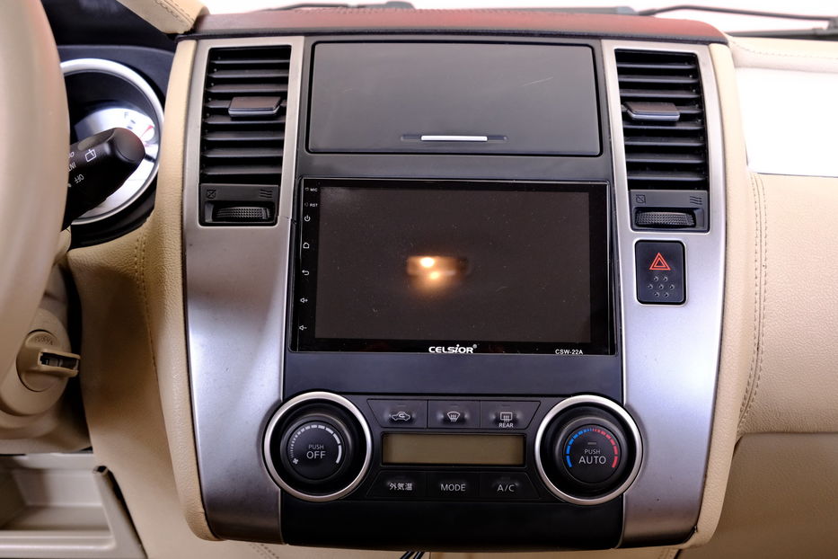 Продам Nissan TIIDA 2010 года в Одессе