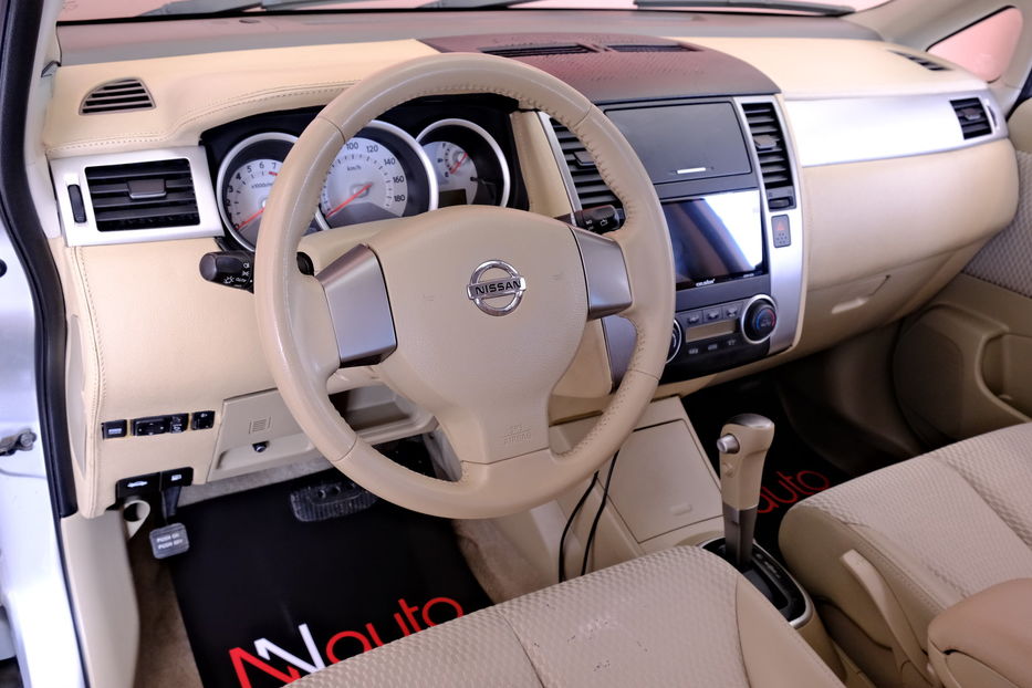 Продам Nissan TIIDA 2010 года в Одессе