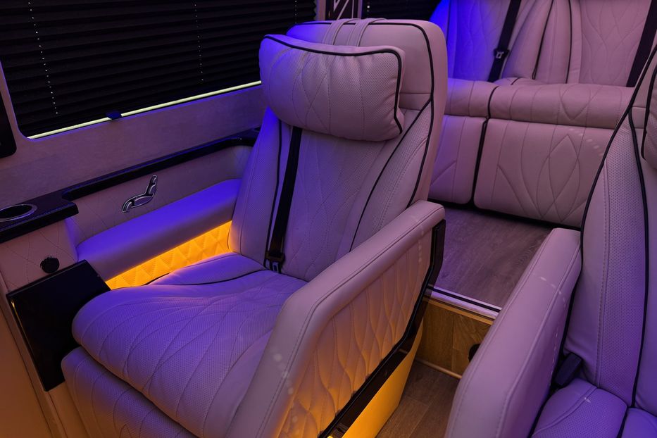 Продам Mercedes-Benz Sprinter пасс. 7+2 місць COMIS  2019 года в г. Умань, Черкасская область