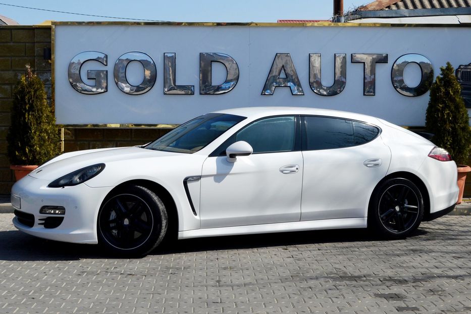 Продам Porsche Panamera 4S 2011 года в Одессе
