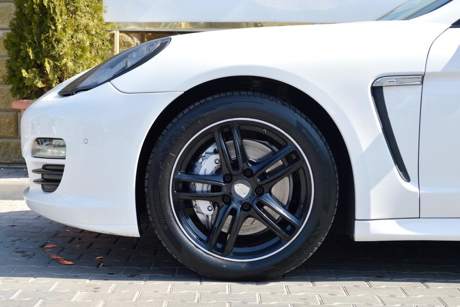 Продам Porsche Panamera 4S 2011 года в Одессе