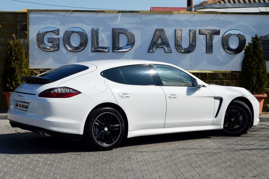 Продам Porsche Panamera 4S 2011 года в Одессе