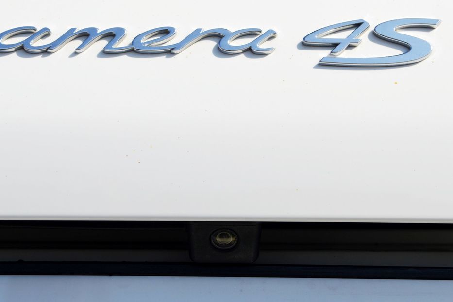 Продам Porsche Panamera 4S 2011 года в Одессе