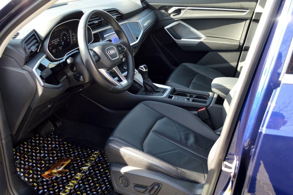 Продам Audi Q3 2022 года в Одессе