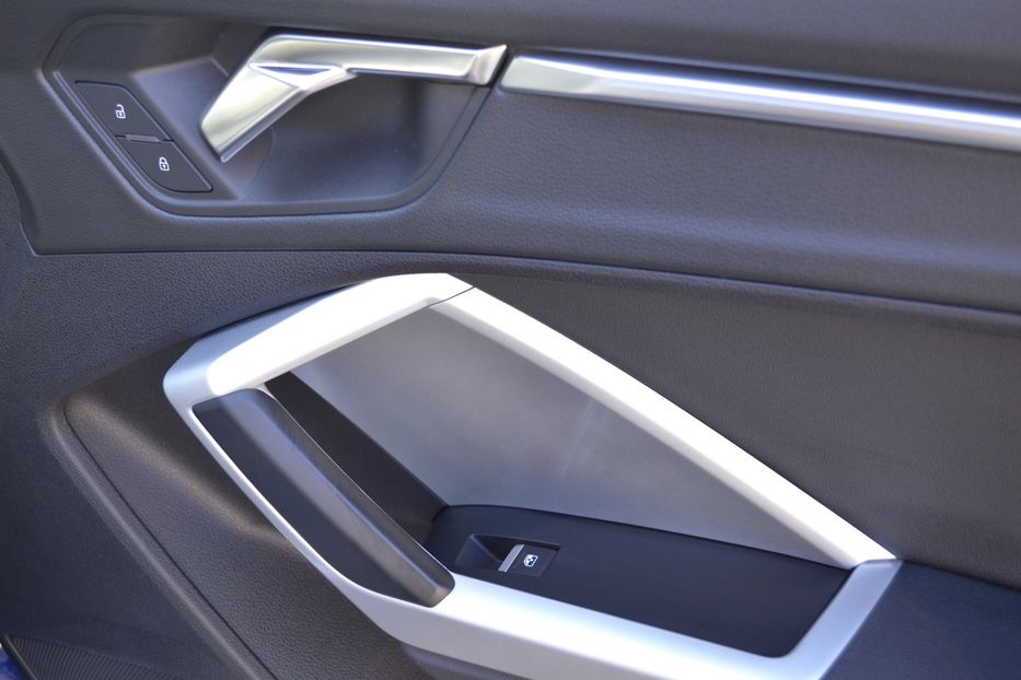 Продам Audi Q3 2022 года в Одессе