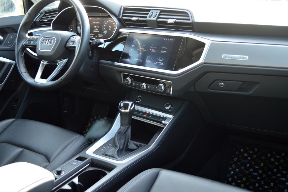 Продам Audi Q3 2022 года в Одессе