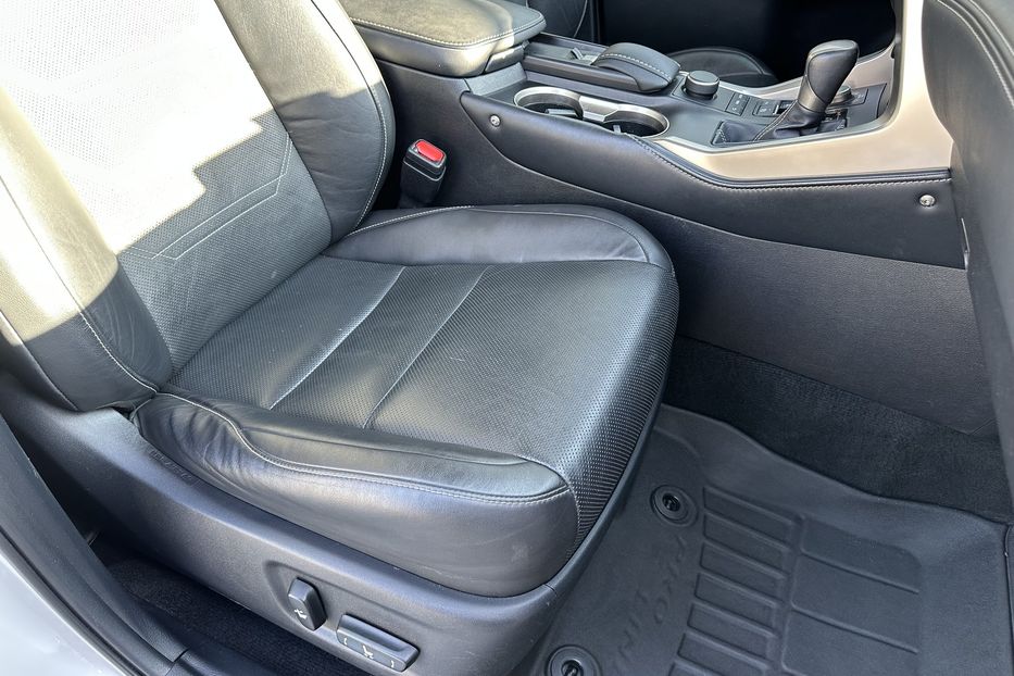 Продам Lexus NX 300 AWD Hybrid 2015 года в Киеве