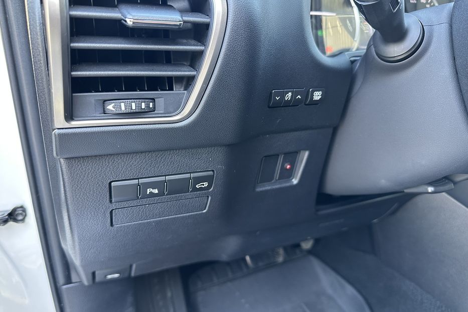 Продам Lexus NX 300 AWD Hybrid 2015 года в Киеве