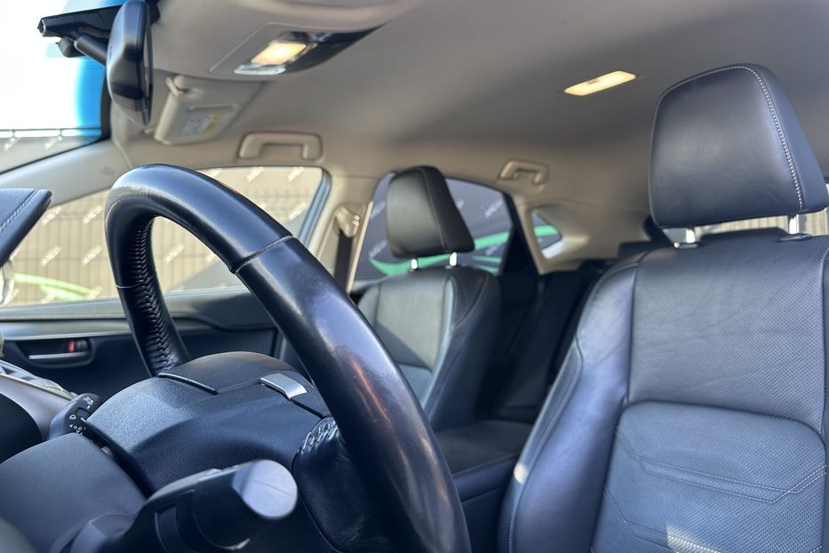 Продам Lexus NX 300 AWD Hybrid 2015 года в Киеве