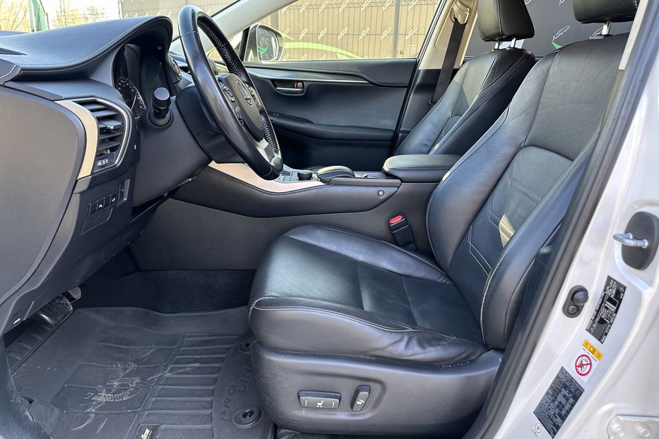 Продам Lexus NX 300 AWD Hybrid 2015 года в Киеве