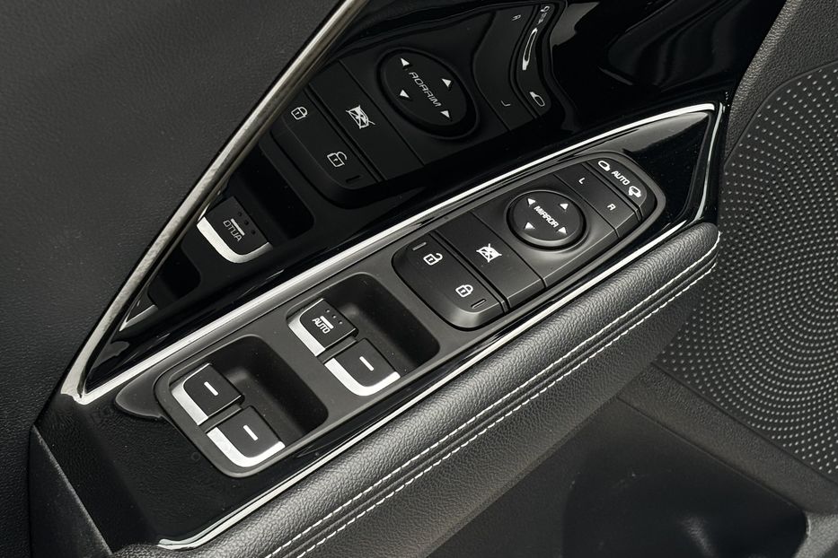 Продам Kia Niro 64 кВт. авто у Львові  2020 года в Львове