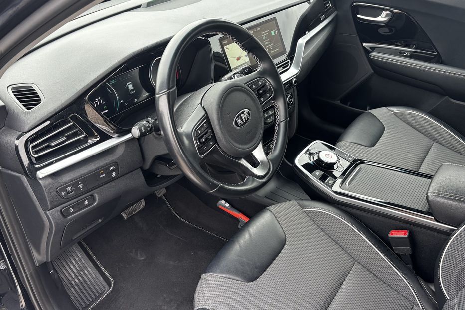 Продам Kia Niro 64 кВт. авто у Львові  2020 года в Львове