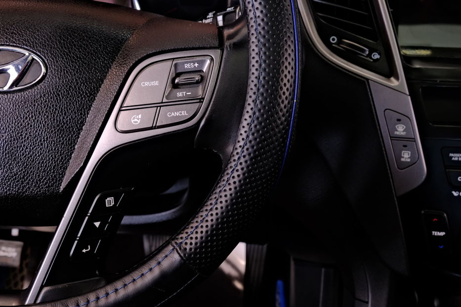 Продам Hyundai Santa FE Sport 2015 года в Одессе