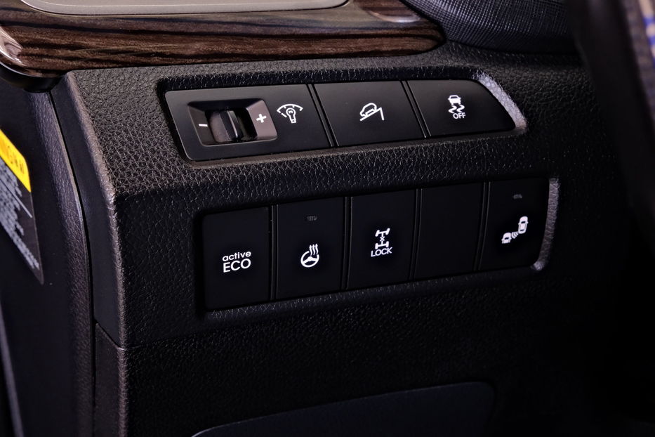 Продам Hyundai Santa FE Sport 2015 года в Одессе