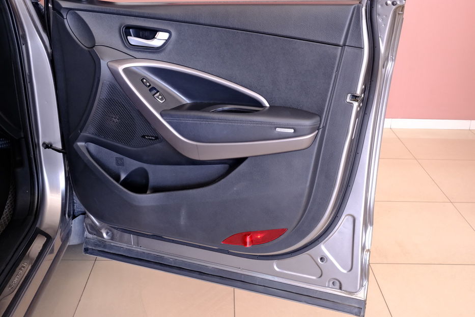 Продам Hyundai Santa FE Sport 2015 года в Одессе