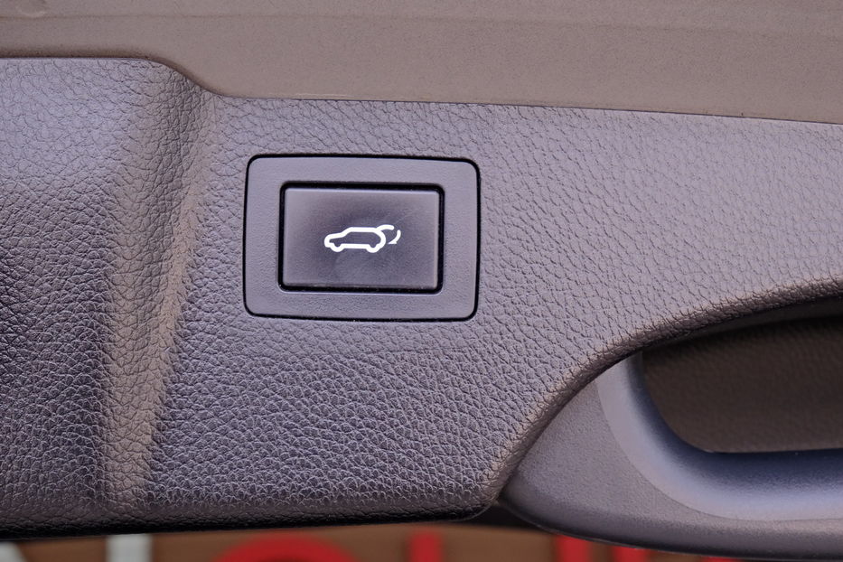 Продам Hyundai Santa FE Sport 2015 года в Одессе