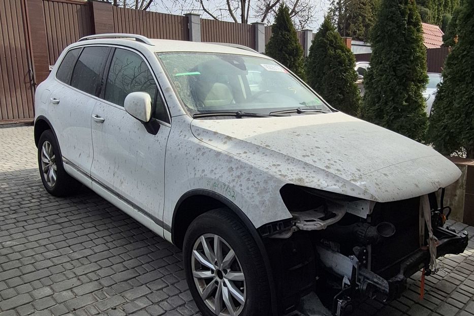 Продам Volkswagen Touareg SPORT / авто зарезервовано 2016 года в Киеве
