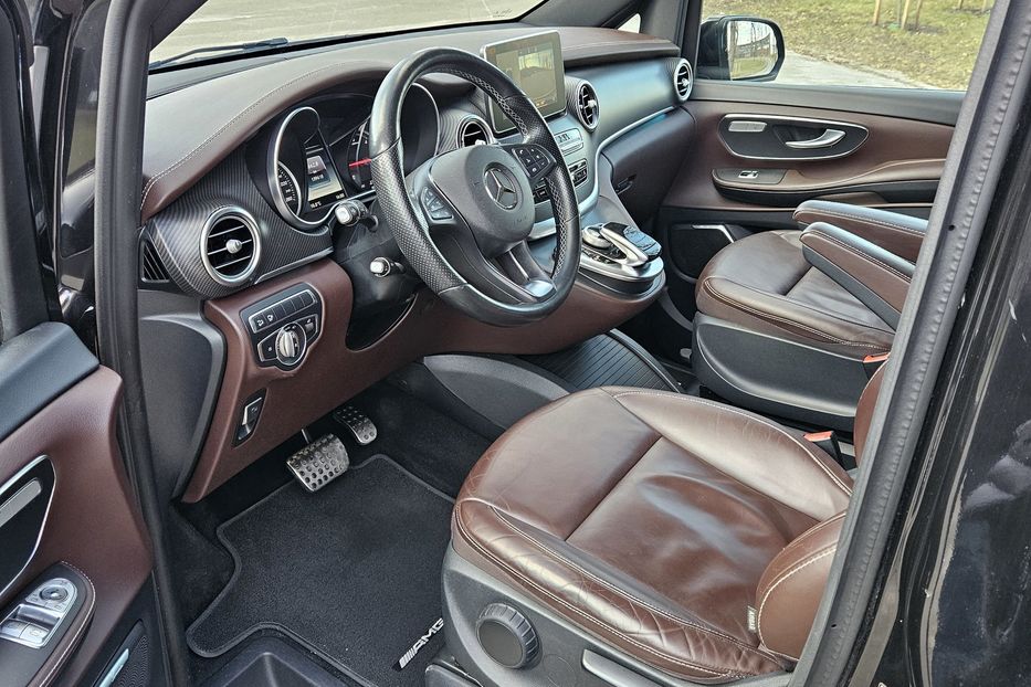 Продам Mercedes-Benz V-Class 4Matic Avangard AMG 2017 года в Киеве