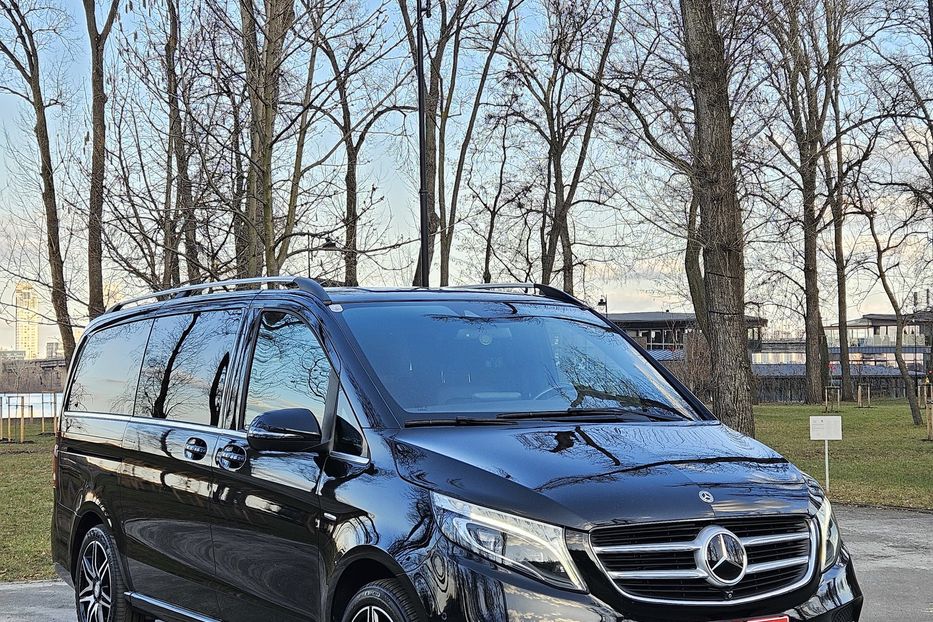 Продам Mercedes-Benz V-Class 4Matic Avangard AMG 2017 года в Киеве