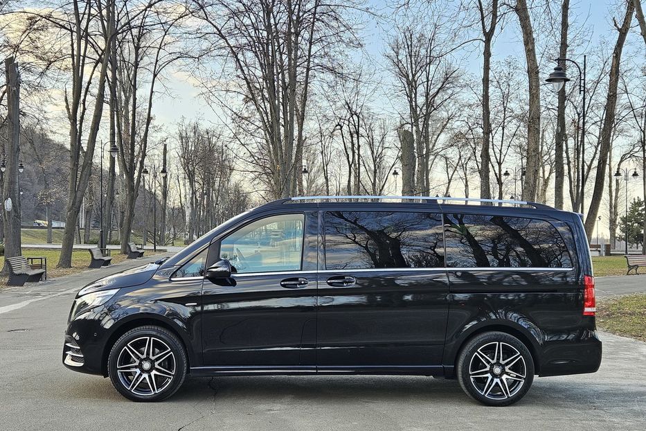 Продам Mercedes-Benz V-Class 4Matic Avangard AMG 2017 года в Киеве