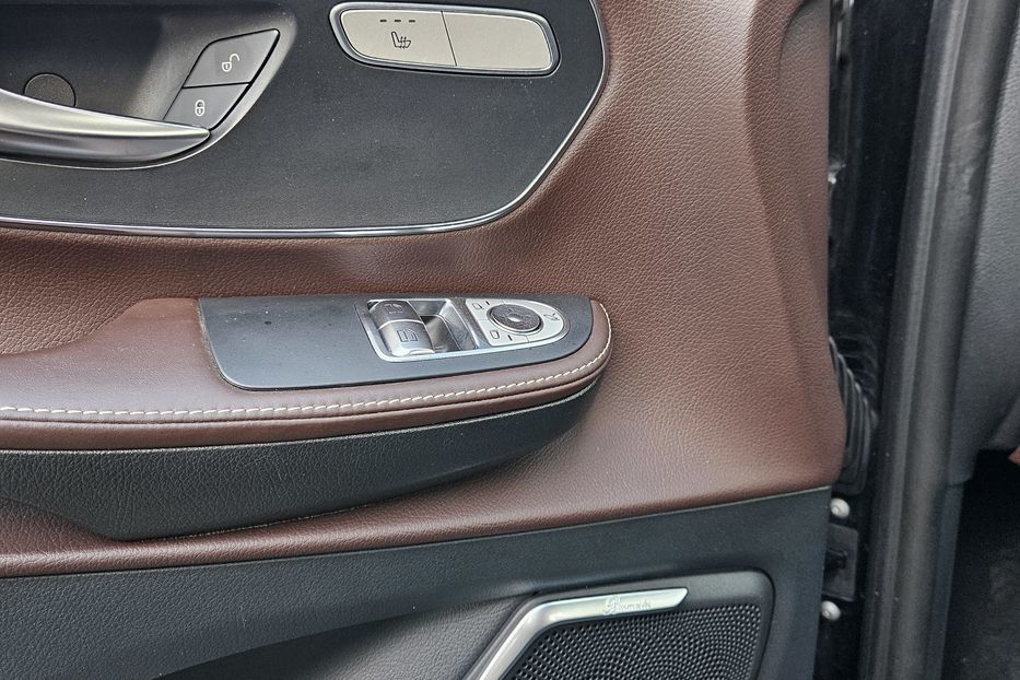 Продам Mercedes-Benz V-Class 4Matic Avangard AMG 2017 года в Киеве