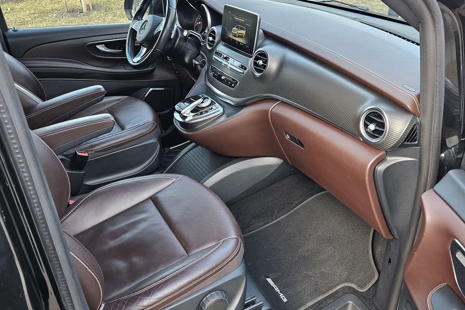 Продам Mercedes-Benz V-Class 4Matic Avangard AMG 2017 года в Киеве