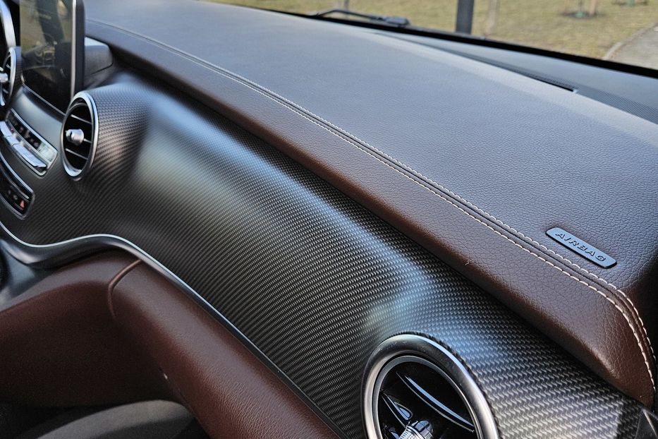 Продам Mercedes-Benz V-Class 4Matic Avangard AMG 2017 года в Киеве